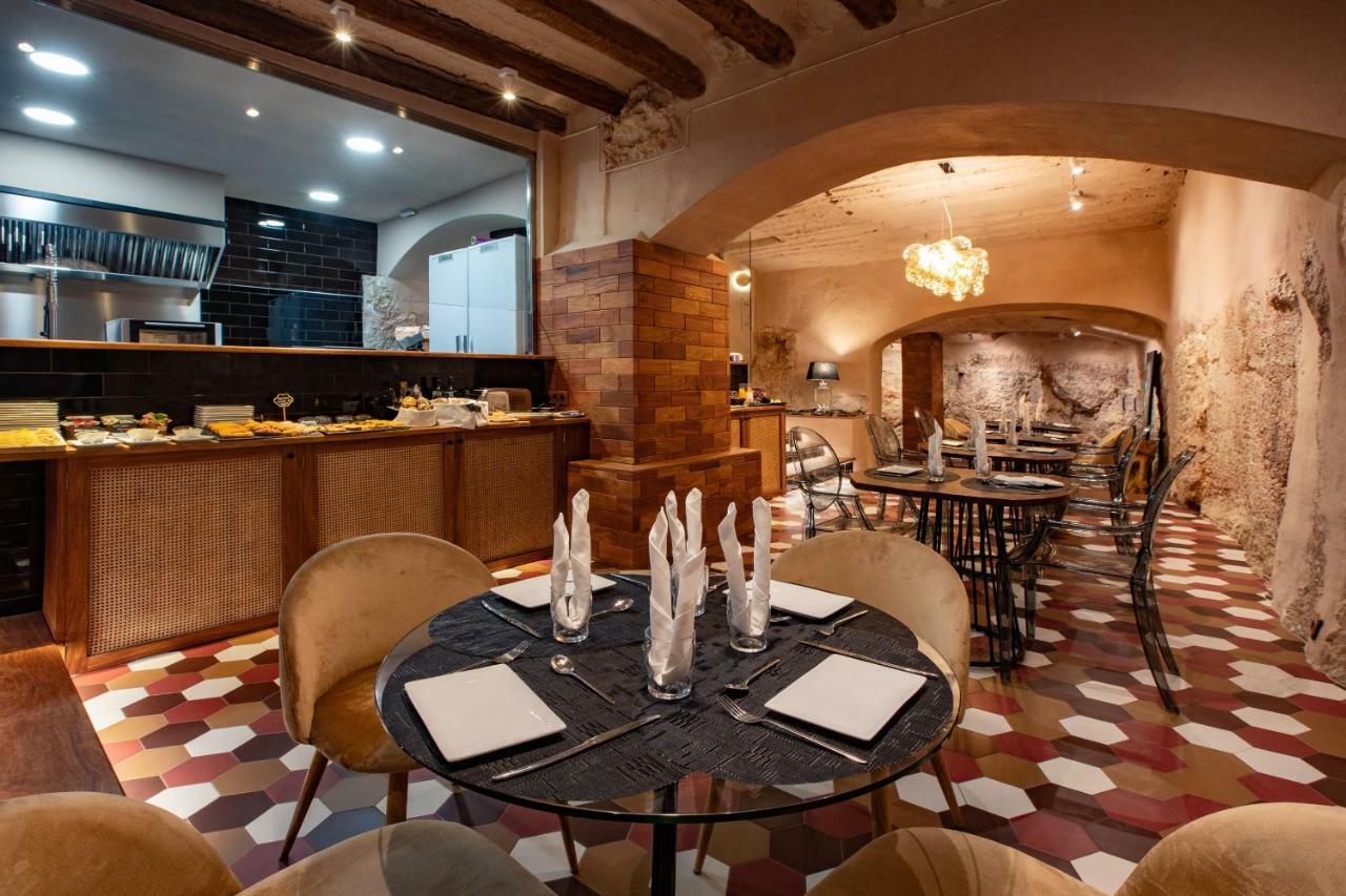 El Palauet Del Priorat 호텔 코르누데야 외부 사진